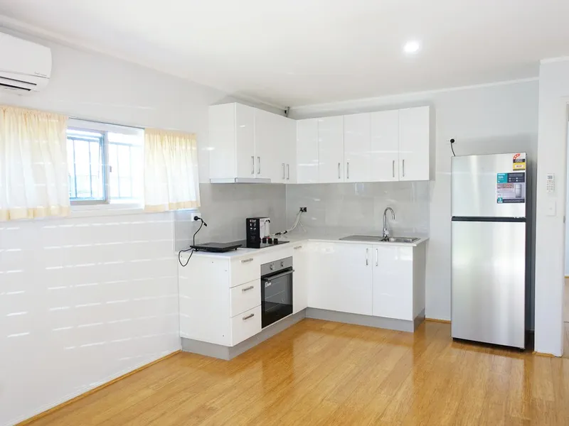 Modern 2 Bedrooms Unit in Sunnybank Central