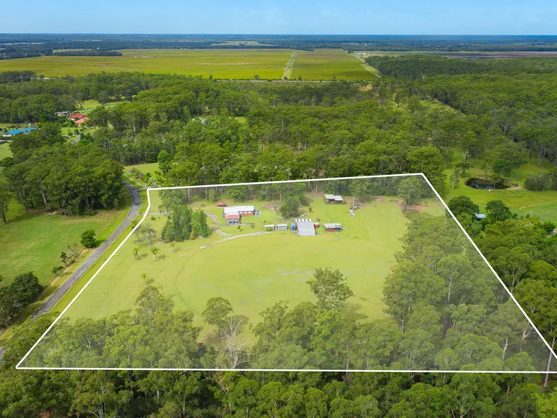 13 Pristine Acres under 20kms to Port Macquarie CBD