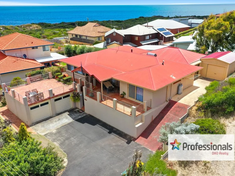 Glorious Ocean Views!