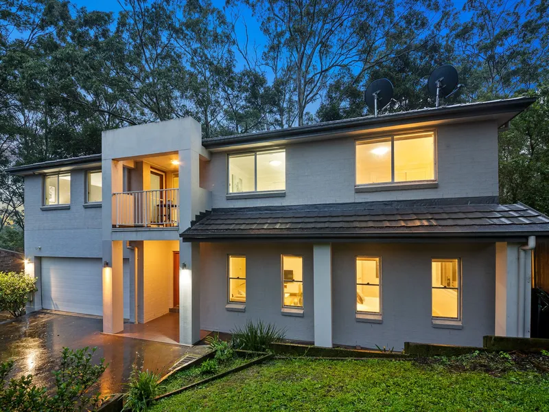 Stunning quality home in premium location, walk to rail, perfect for family living