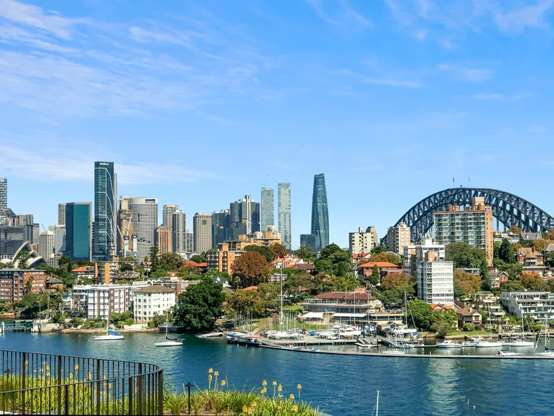 Peninsula Haven with Incredible Harbour Views