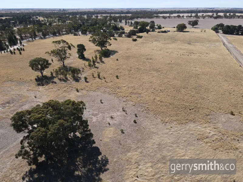 28.4acres - 11.52HA - Three Bridges Road