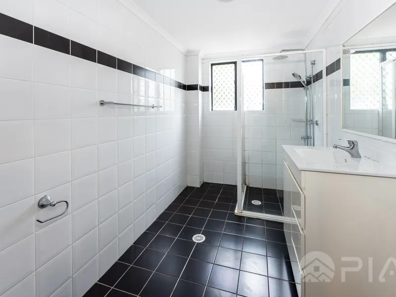 Two bedroom apartment in the heart of Bankstown for lease