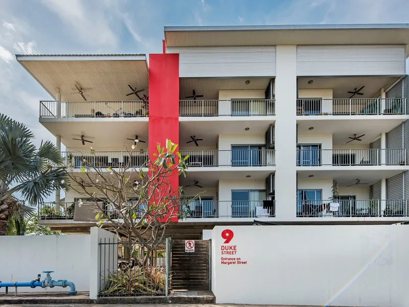 Boutique Apartment with Great View!