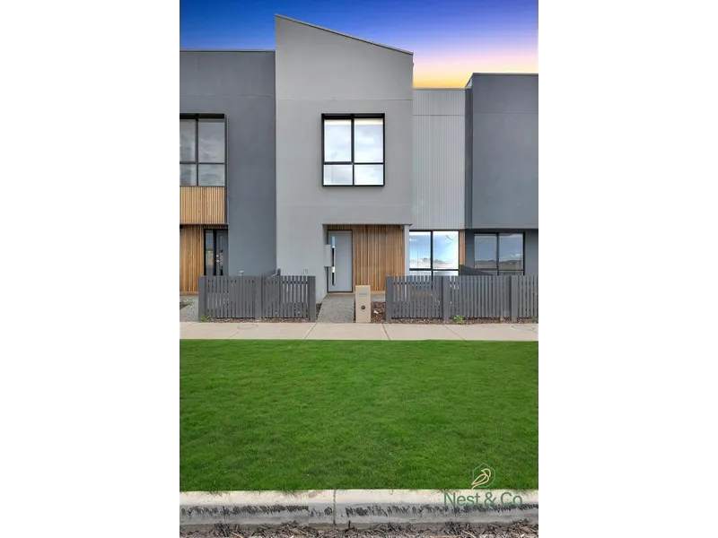 Brand New 4 Bedroom Townhouse Walking Distance to Train Station