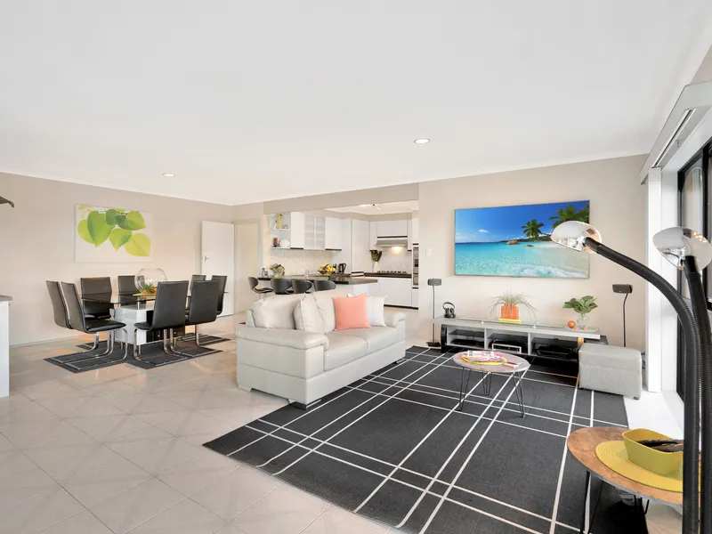 An exceptional family entertainer at lucky number 8