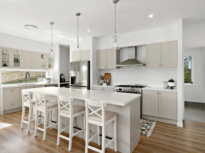 Elevated Family Home In The Heart Of Landsborough