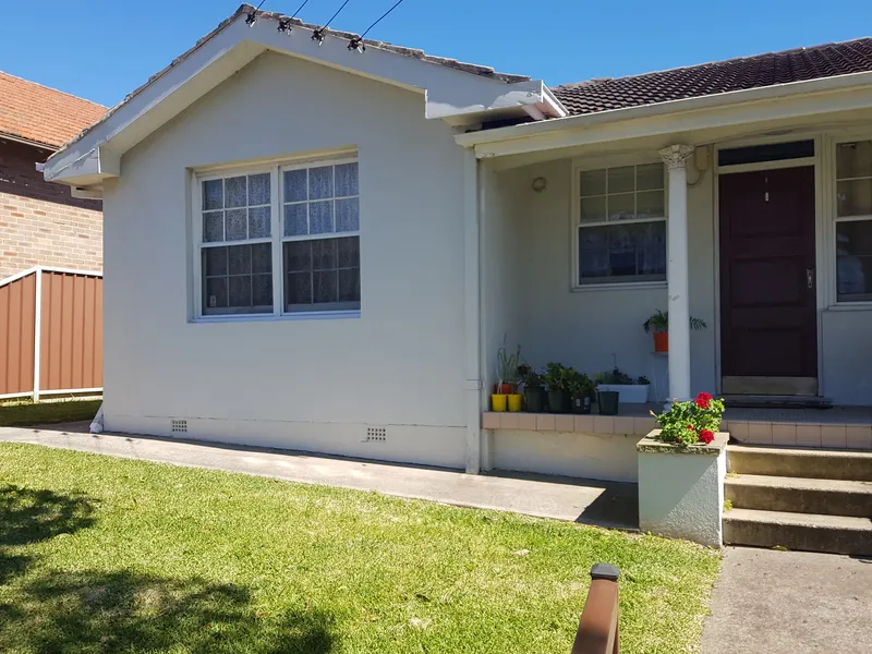 WELL PRESENTED 1 BEDDER