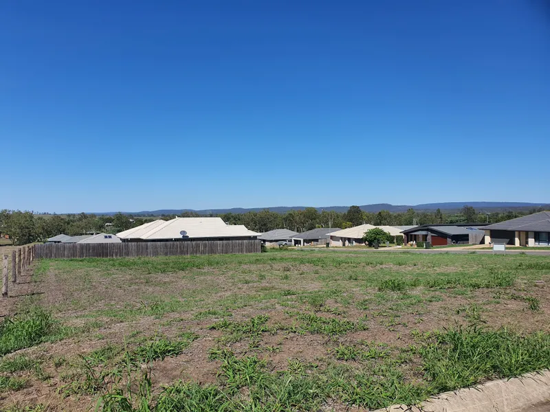 Elevated Double Block in Modern Estate