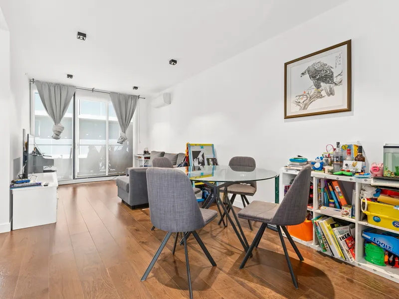 Upper level living on the 8th floor!