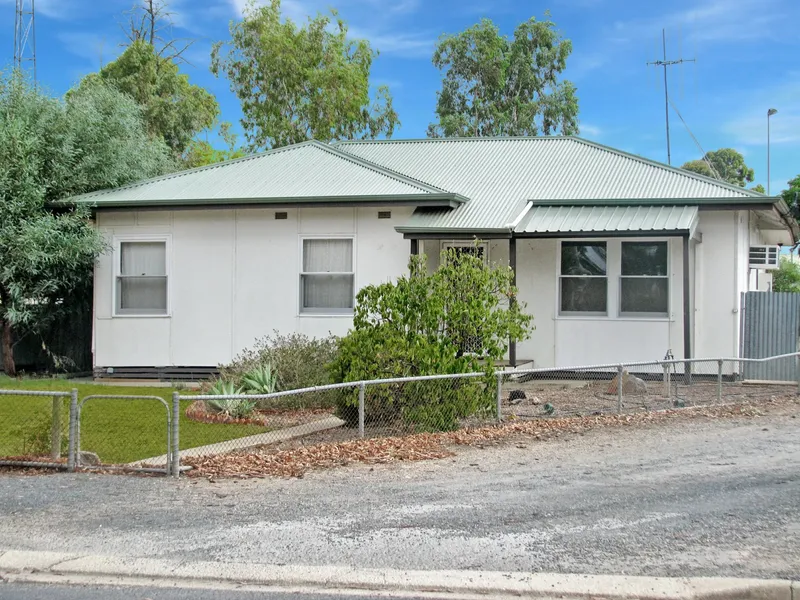 Top Location-Excellent Investment