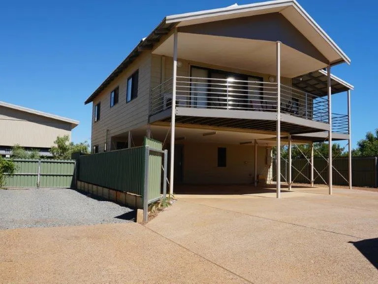 Large-Scale, As-New Home With Superb Ocean Views! 