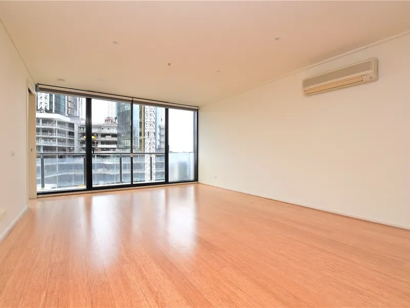 Marvelous Two Bedroom Apartment in The Heart of Southbank!