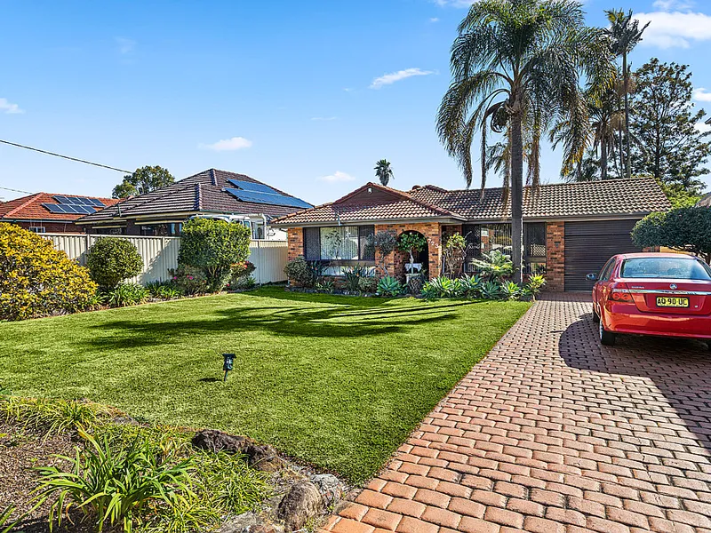 967m2 of Massive Land, Close to Hurstville