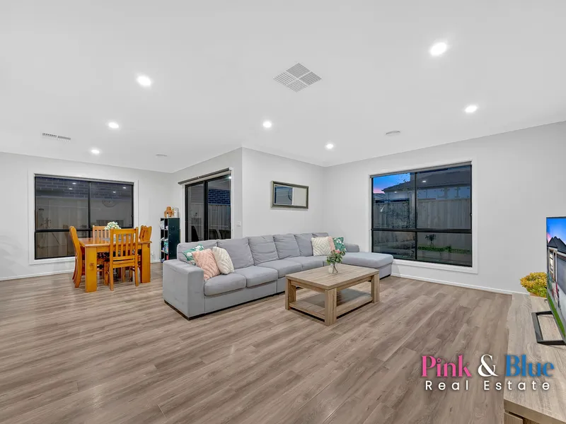 Discover Your Family Home - Cozy, Stylish, and Convenient!