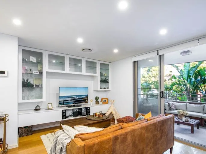 Immaculate & Spacious Ground-floor 1 Bedder in Secure Block