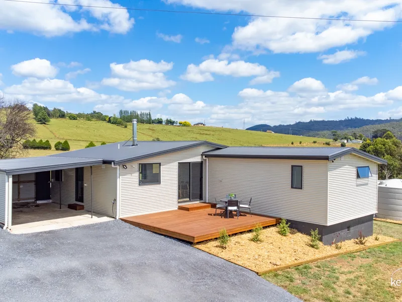 Stylish Escape to the Country!
