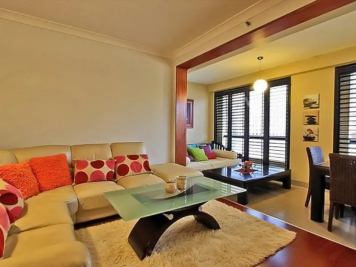 Executive lifestyle apartment