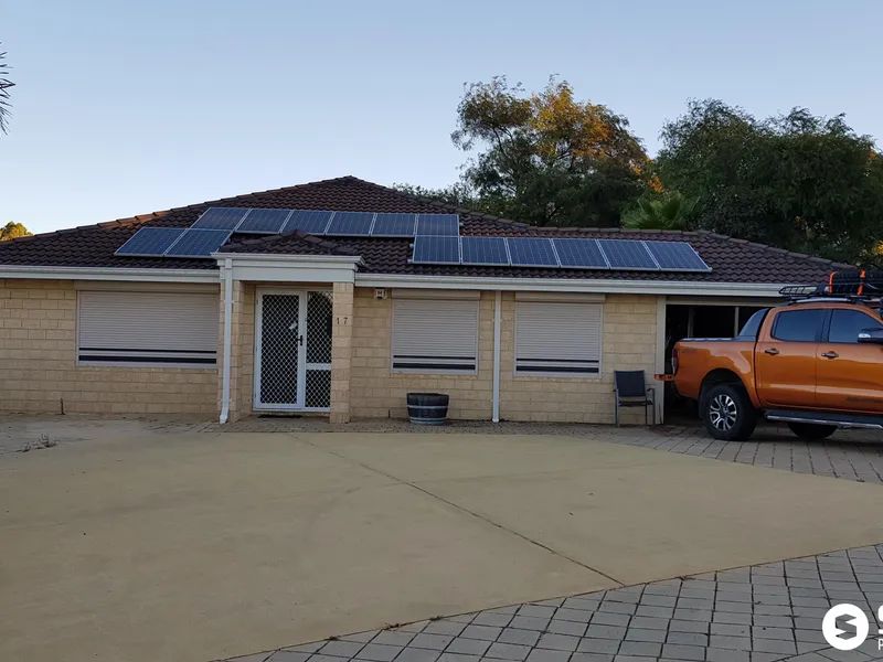 Family Home with Swimming Pool