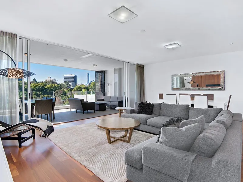 FULLY FURNISHED - LUXE Executive Apartment + Parkland Views!