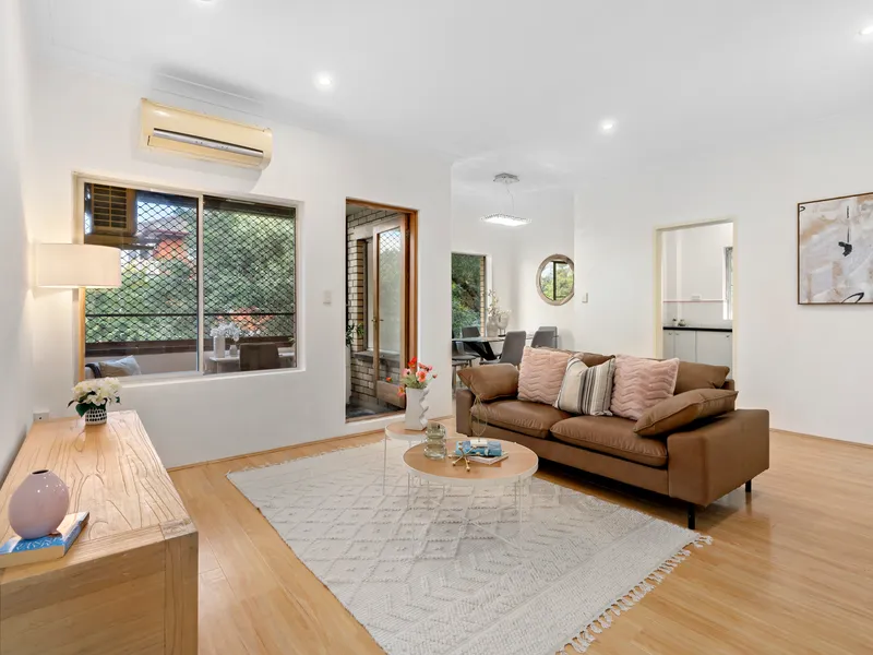 3-Bedder with Charm and Leafy Outlook