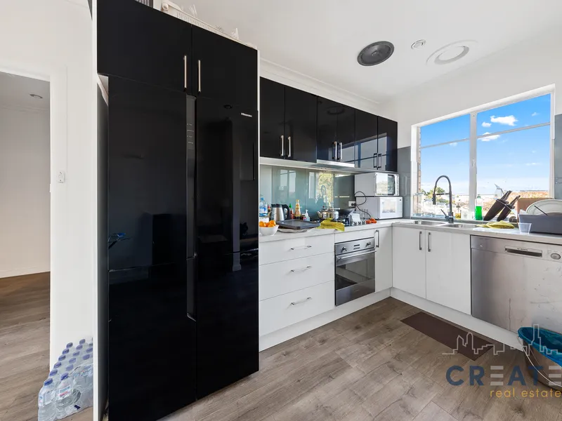 EVERYTHING YOU NEED IS HERE - 3 BEDROOM UNIT IN SPOTSWOOD