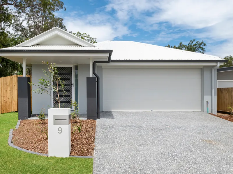 Near New Contemporary Family Home!