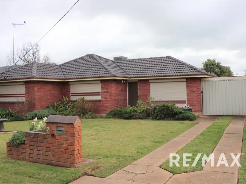 Neat and Tidy Family Home