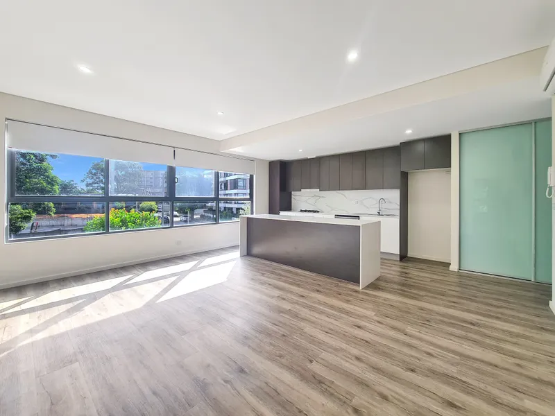 Modern Unit with Entertainer's Kitchen