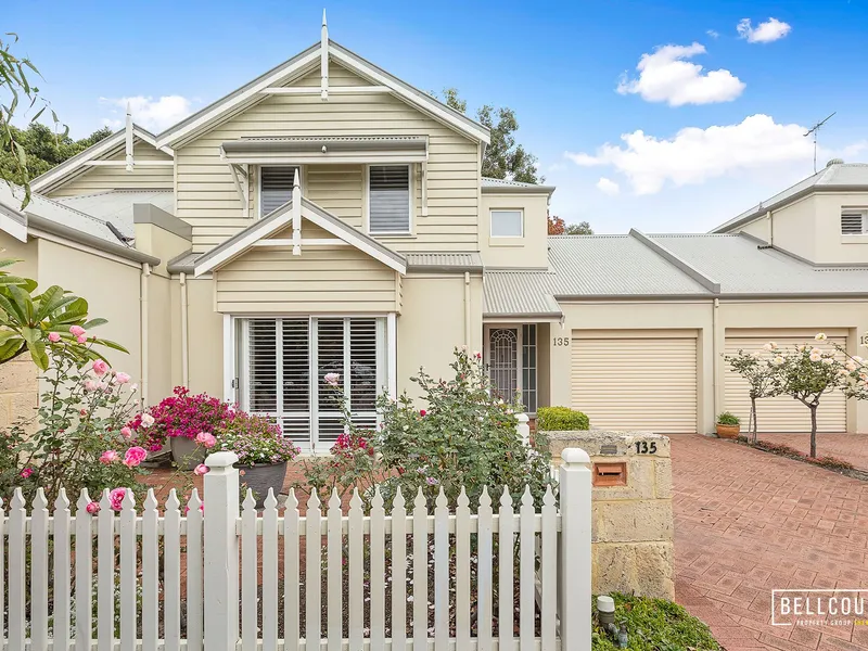 Parkside Perfection - CONTACT AGENT