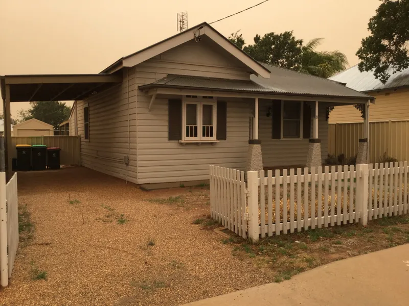 Beautiful cottage in South Dubbo