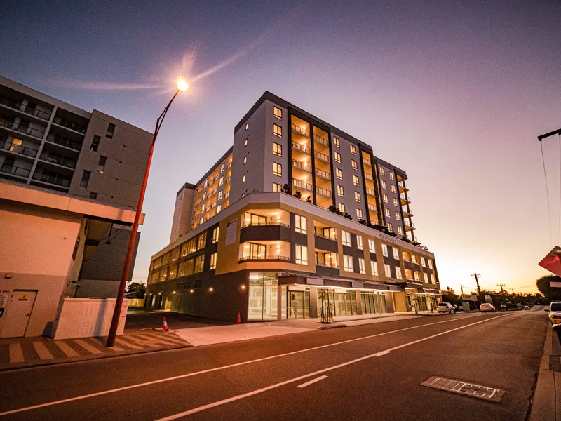 2 Bedroom unit opposite Carousel Shopping Centre. Apply online now!