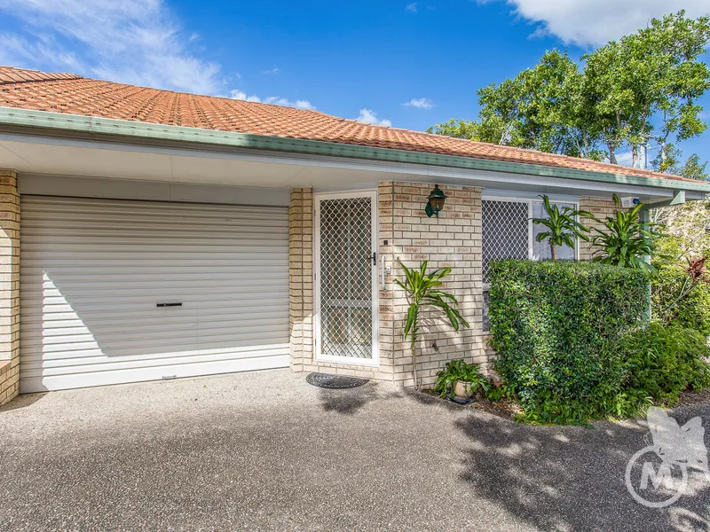 Hassle Free Living Close To The Shops