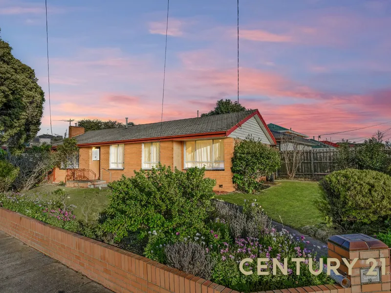 Family-Friendly Gem! 3-Bedroom Home Near Schools and Parks
