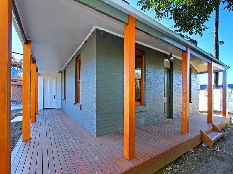 TORRENS TITLE HOME / OFFICE!!