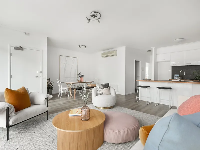 Private, Perfectly Positioned, Inner-City Pad
