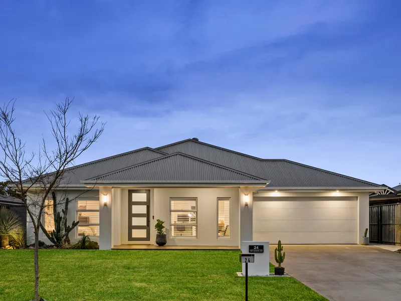 Contemporary Style and Comfort in Tranquil Setting