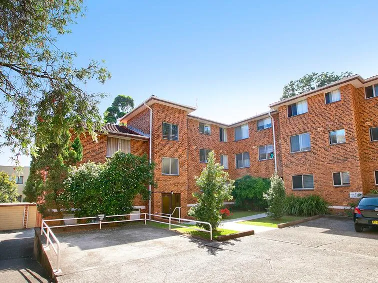 Modern North Facing Apartment