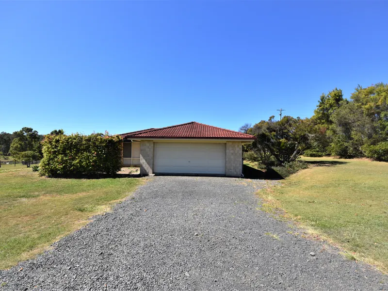 Just 10 minutes to Town