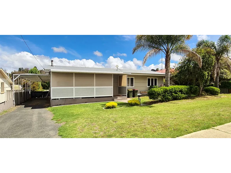 Lovely spacious home with lots of room for everyone. 