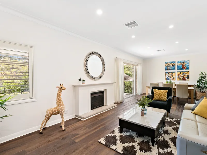 PURE ENJOYMENT IN RENOVATED ENTERTAINER