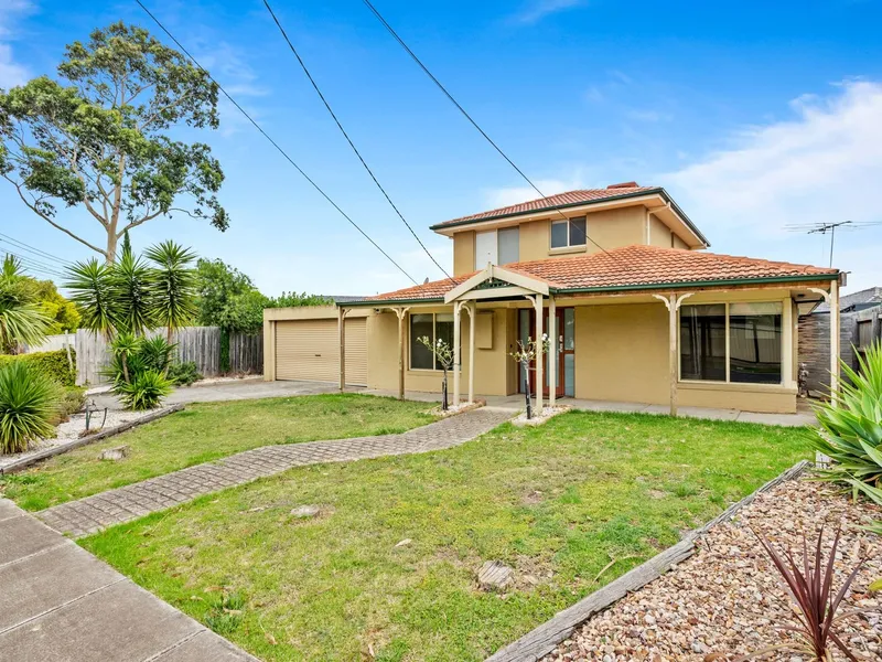 Magnificent Family Home!
