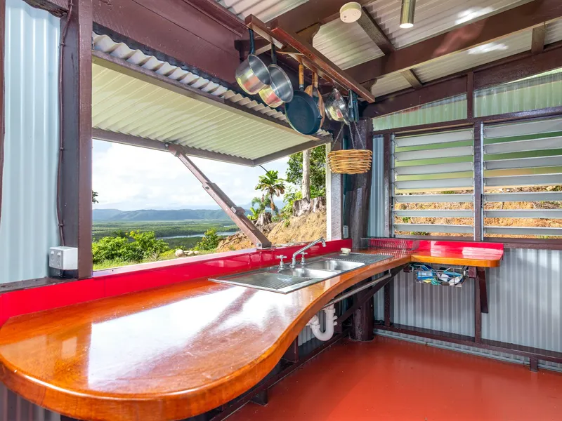 TRANQUIL DAINTREE HIDEAWAY