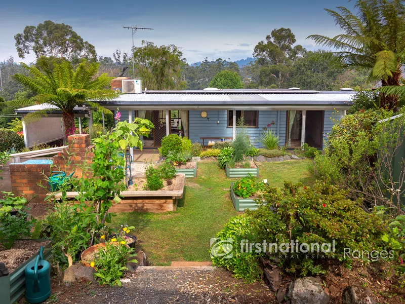 METICULOUS PROPERTY IN SUNNY MONBULK. ‘PERMACULTURE STYLE’ GARDENS. VIEWS.