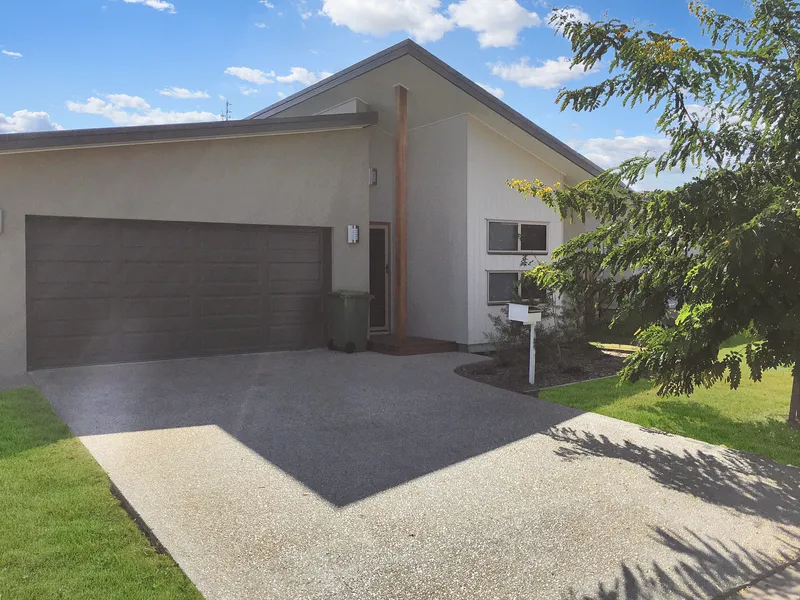 GREAT INVESTMENT - MODERN LIVING