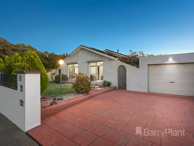 Superb open plan ~ Excellent lifestyle!