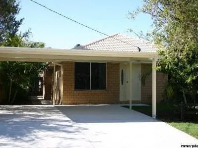 Four Bedroom Home in Kippa-Ring
