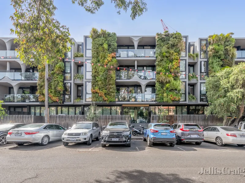 Beautiful North Melbourne Apartment