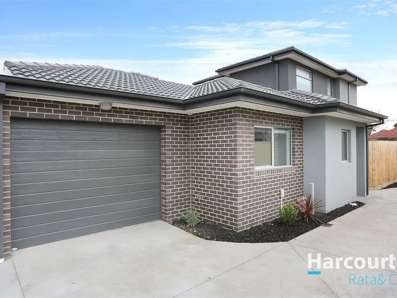 Modern Unit in the Heart of Lalor!