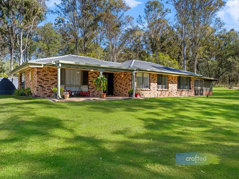 acreage life 🍃 | NEST or INVEST - Neat and Tidy Family Home + Impressive Shed Infrastructure on 5 Acres *On the Doorstep of Major Development!